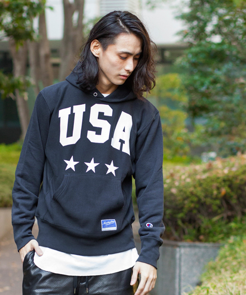 MONKEY TIME（モンキータイム）の「＜MT×Champion＞∴ R/W HOODED/パーカー（パーカー・メンズ・ブラック/グレー・SMALL/MEDIUM/LARGE）」の2枚目の写真