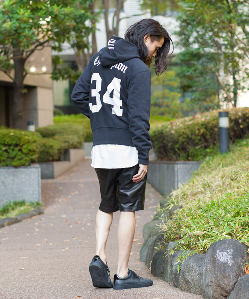 MONKEY TIME（モンキータイム）の「＜MT×Champion＞∴ R/W HOODED/パーカー（パーカー・メンズ・ブラック/グレー・SMALL/MEDIUM/LARGE）」の4枚目の写真