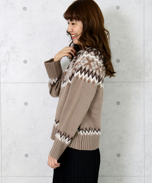 n'ee-ne（ネーネ）の「モヘアタッチ　ノルディック柄ニット（ニット/セーター・レディース・アイボリー/チャコールグレー/ベージュ/グレイッシュベージュ・FREE）」の18枚目の写真