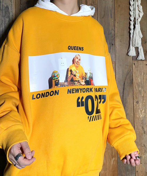 neos（ネオス）の「【neos -addictive design-】ビッグシルエット ガールズフォト スウェット プルオーバー（スウェット・メンズ・ホワイト/ブラック/ピンク/イエロー/ブルー・MEDIUM/LARGE/X-LARGE）」の4枚目の写真