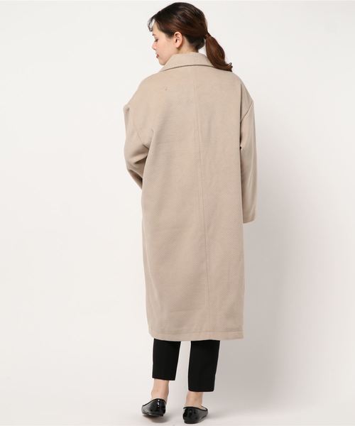KOBE LETTUCE（コウベレタス）の「ダブルブレストビッグシルエットロングコート（チェスターコート・レディース・ベージュ/ラベンダー/アイボリー/チャコールグレー・FREE）」の6枚目の写真