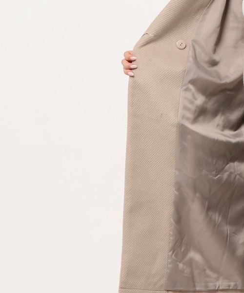 KOBE LETTUCE（コウベレタス）の「ダブルブレストビッグシルエットロングコート（チェスターコート・レディース・ベージュ/ラベンダー/アイボリー/チャコールグレー・FREE）」の8枚目の写真