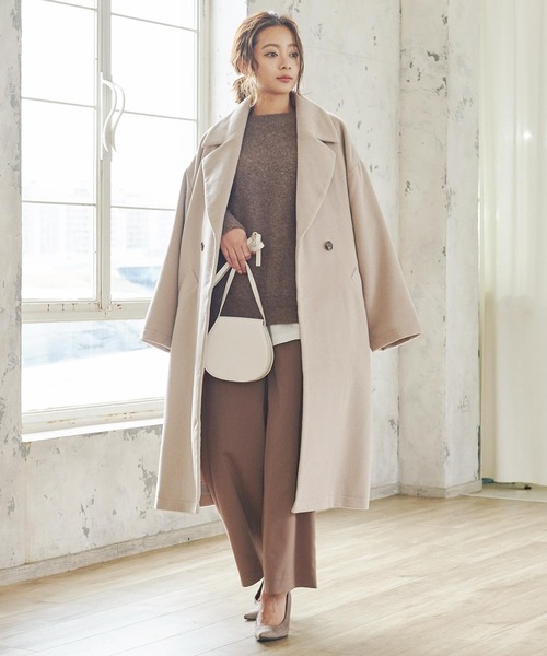 KOBE LETTUCE（コウベレタス）の「ダブルブレストビッグシルエットロングコート（チェスターコート・レディース・ベージュ/ラベンダー/アイボリー/チャコールグレー・FREE）」の12枚目の写真