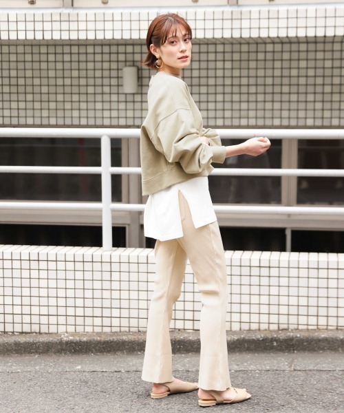 LOWRYS FARM（ローリーズファーム）の「ウラケクルーショートプルオーバー　873042（スウェット・レディース・オフホワイト/チャコールグレー/グリーン/ブルー・FREE）」の7枚目の写真