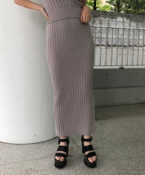 ENVYM（アンビー）の「リブＫＮＩＴタイトＳＫ（スカート・レディース・ブラック/ベージュ/グレー・FREE）」の2枚目の写真