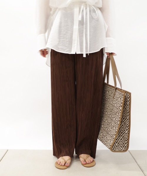 DouDou（ドゥドゥ）の「【新色追加】ランダムプリーツワイドパンツ（その他パンツ・レディース・チャコールグレー/ブラウン/ベージュ/ブラック/ライトグレー・FREE）」の17枚目の写真