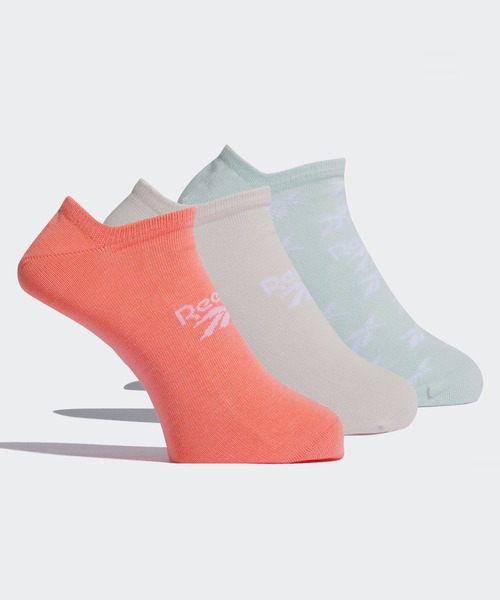 Reebok（リーボック）の「クラシックス インビジブル ソックス 3足組 / Classics Invisible Socks 3 Pairs（ソックス/靴下・メンズ・ブラック/ホワイト×ブルー/ホワイト×グレー/ピンク/ペールイエロー/アイボリー/マルチ/ホワイト×ライトピンク/ホワイト×グリーン・SMALL/MEDIUM/LARGE/X-LARGE）」の8枚目の写真