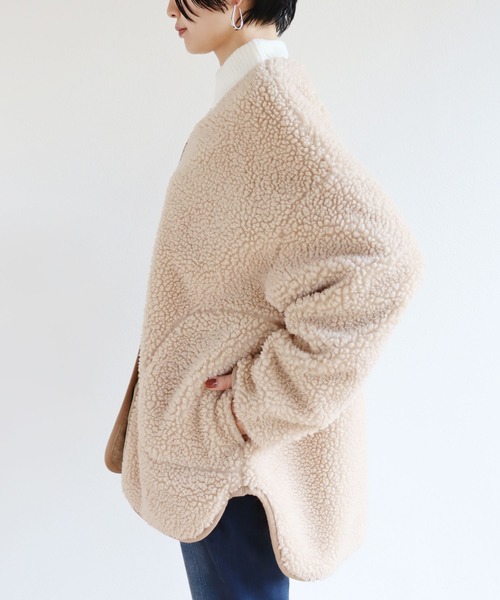 andme（アンドミー）の「コーデュロイ切替ボアノーカラーコート（ノーカラーコート・レディース・アイボリー/ライトカーキ/ベージュ/ブラック・M）」の11枚目の写真