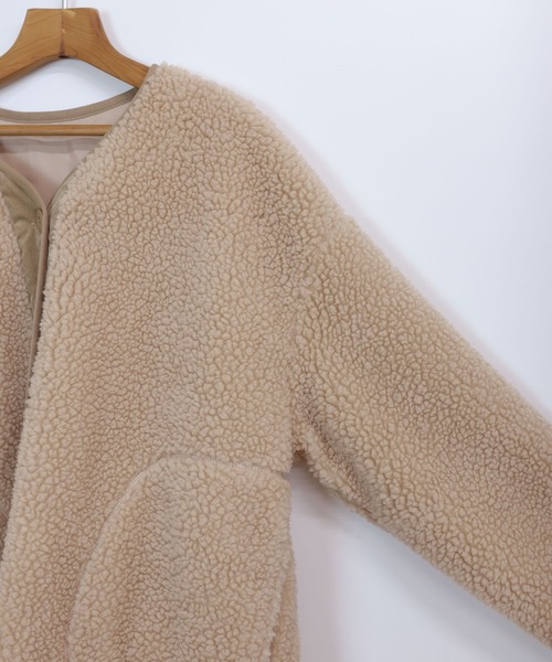 andme（アンドミー）の「コーデュロイ切替ボアノーカラーコート（ノーカラーコート・レディース・アイボリー/ライトカーキ/ベージュ/ブラック・M）」の21枚目の写真