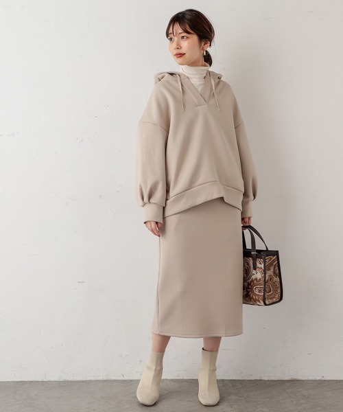 natural couture(ナチュラルクチュール)の「ダブルジップダンボールニットきれいめスカート(スカート・レディース・ブラック/ベージュ/グレイッシュベージュ/カーキ/ブルー・FREE)」の14枚目の写真