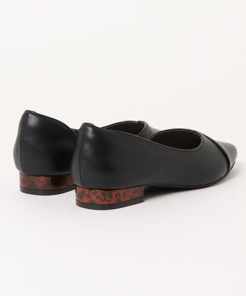 NOFALL（ノーフォール）の「ポインテッドトゥサイドオープンゴールドプレートヒール（パンプス・レディース・ブラック/アイボリー/ブラック系その他/グレー系その他2/ベージュ系その他2/ブルー系その他2・LL/3L/SS/S/M/L）」の7枚目の写真