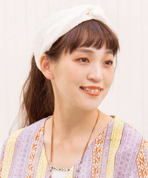 チャイハネ（チャイハネ）の「【チャイハネ】クロスヘアバンド（ヘアバンド・レディース・ベージュ/ブラウン/ネイビー/ホワイト/チャコール・FREE）」の2枚目の写真
