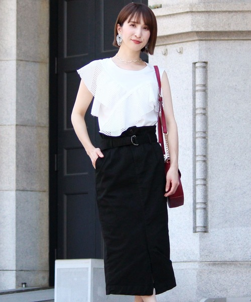 ElegChic(エレグシック)の「ボタンベルト タイト スカート (スカート・レディース・カーキ/ブラック/ベージュ・L/M)」の4枚目の写真