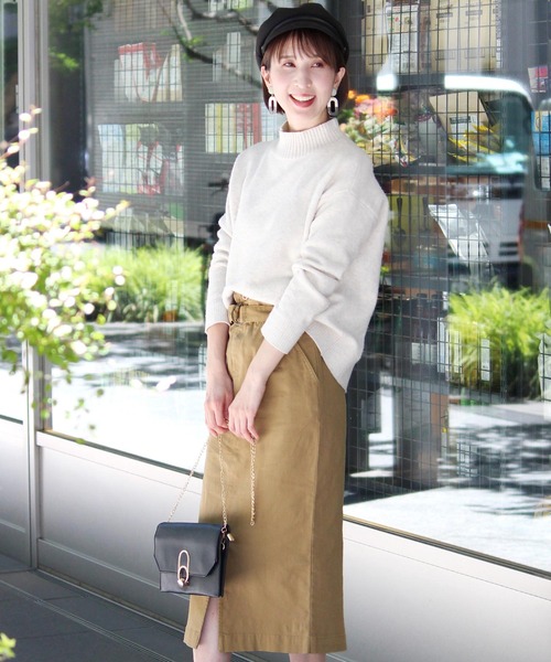 ElegChic(エレグシック)の「ボタンベルト タイト スカート (スカート・レディース・カーキ/ブラック/ベージュ・L/M)」の11枚目の写真