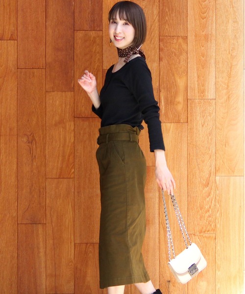 ElegChic(エレグシック)の「ボタンベルト タイト スカート (スカート・レディース・カーキ/ブラック/ベージュ・L/M)」の17枚目の写真