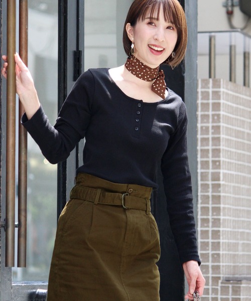 ElegChic(エレグシック)の「ボタンベルト タイト スカート (スカート・レディース・カーキ/ブラック/ベージュ・L/M)」の19枚目の写真
