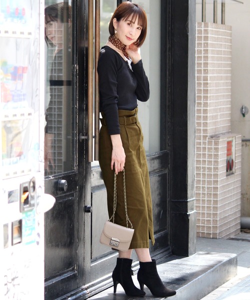 ElegChic(エレグシック)の「ボタンベルト タイト スカート (スカート・レディース・カーキ/ブラック/ベージュ・L/M)」の21枚目の写真