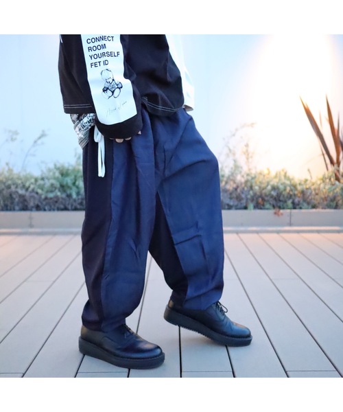 rovtski(ロフトスキー)の「【セットアップ対応】ROVTSKI SHARE ROOMALADIN PT for ROOM/シェアルーム アラジンパンツ フォールーム(その他パンツ・メンズ・ホワイト×ブラック/ネイビー/ブラック系その他/インディゴブルー/ブラック・FREE)」の1枚目の写真