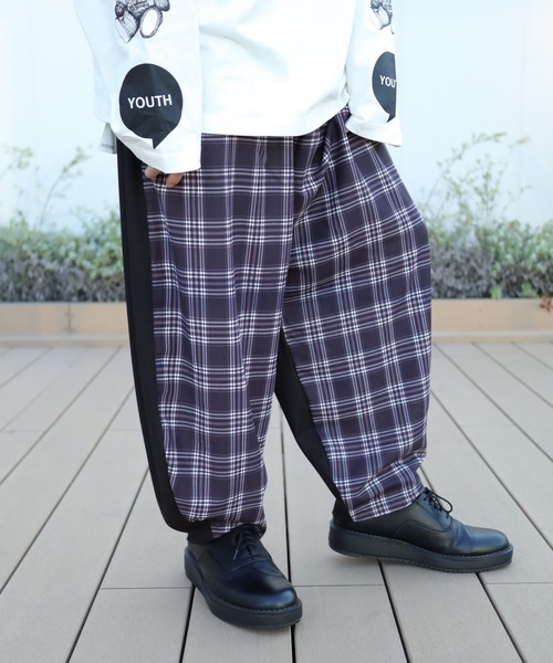 rovtski(ロフトスキー)の「【セットアップ対応】ROVTSKI SHARE ROOMALADIN PT for ROOM/シェアルーム アラジンパンツ フォールーム(その他パンツ・メンズ・ホワイト×ブラック/ネイビー/ブラック系その他/インディゴブルー/ブラック・FREE)」の6枚目の写真