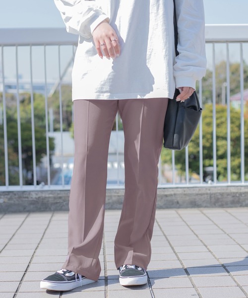 PairPair（ペアペア）の「ソフトフレアカラーパンツ(レディース/リンクアイテム）（スラックス・レディース・グレイッシュブルー/オフホワイト/ブラック/オレンジ/ダークパープル・MEDIUM/SMALL）」の21枚目の写真