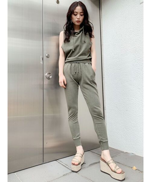 GYDA(ジェイダ)の「【セットアップ着用可】vintageスリムスウェットパンツ(その他パンツ・レディース・ブラック/ピンク/カーキ・FREE)」の2枚目の写真