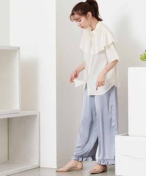 POU DOU DOU(プードゥドゥ)の「サテン裾フリルイージーパンツ(その他パンツ・レディース・カーキ/オレンジ/ブルー・3)」の8枚目の写真