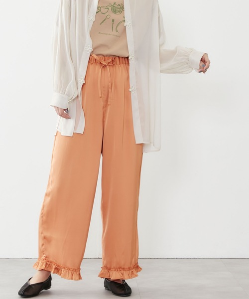 POU DOU DOU(プードゥドゥ)の「サテン裾フリルイージーパンツ(その他パンツ・レディース・カーキ/オレンジ/ブルー・3)」の13枚目の写真