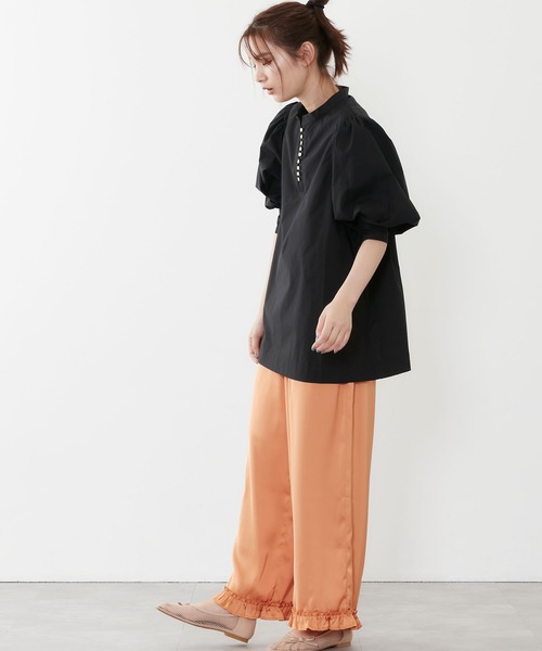 POU DOU DOU(プードゥドゥ)の「サテン裾フリルイージーパンツ(その他パンツ・レディース・カーキ/オレンジ/ブルー・3)」の17枚目の写真