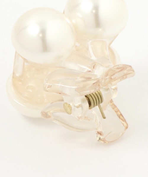 Me%（ミィパーセント）の「パールチェリーチビクリップ（バレッタ/ヘアクリップ・レディース・ホワイト・FREE）」の6枚目の写真