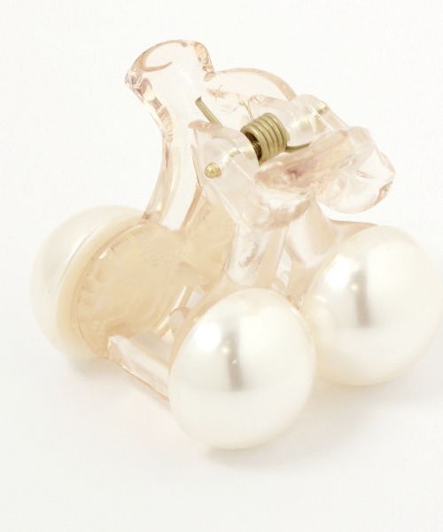 Me%（ミィパーセント）の「パールチェリーチビクリップ（バレッタ/ヘアクリップ・レディース・ホワイト・FREE）」の8枚目の写真