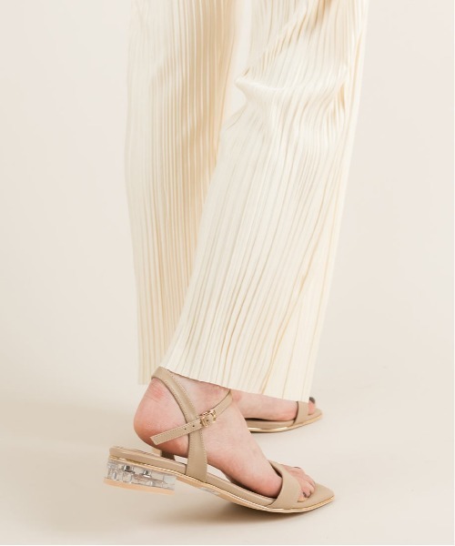 RANDA（ランダ）の「クリアヒールスクエアトゥサンダル（サンダル・レディース・ブラック/グリーン/ホワイト/ベージュ・L/LL/M/S）」の11枚目の写真