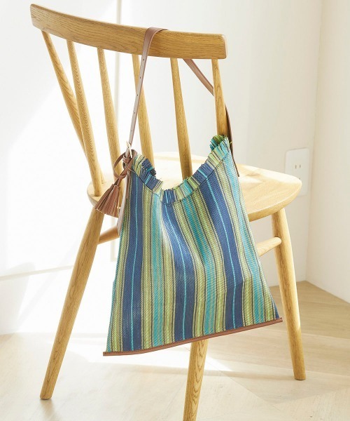 LIPSTAR(リップスター)の「ストライプ柄ショルダーバッグ(トートバッグ・レディース・ネイビー/オレンジ・FREE)」の2枚目の写真