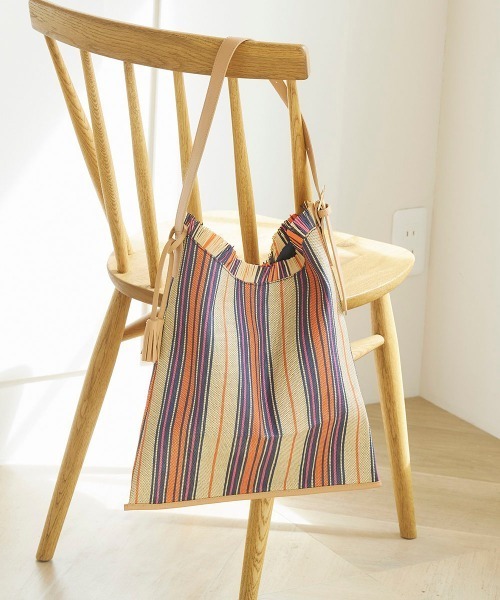 LIPSTAR(リップスター)の「ストライプ柄ショルダーバッグ(トートバッグ・レディース・ネイビー/オレンジ・FREE)」の6枚目の写真