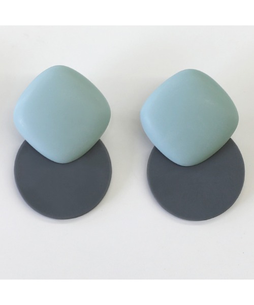 select MOCA（セレクトモカ）の「2021 SS ニュアンスバイカラーイヤリング（イヤリング・レディース・イエロー/ブルー/ライトベージュ・FREE）」の14枚目の写真