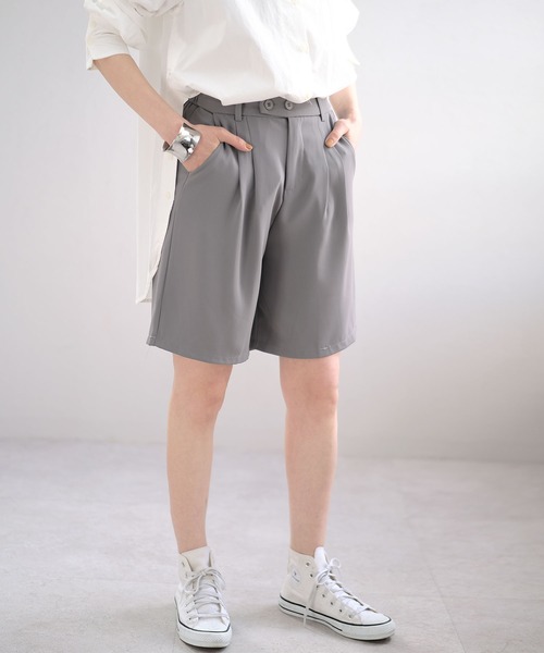 ANDJ(アンドジェイ)の「【ANDJ MADE】PEツイルダブルタックハーフパンツ(その他パンツ・レディース・ブラック/グレー・M/L)」の12枚目の写真