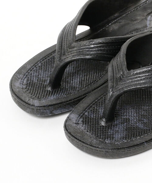 B:MING by BEAMS（ビーミングバイビームス）の「Pearl × B:MING by BEAMS / 別注 GYOSAN マーブル ＜MENS＞（サンダル・メンズ・ブラック/グリーン系その他5・27cm(LL)/28cm(3L)/26cm(L)）」の10枚目の写真