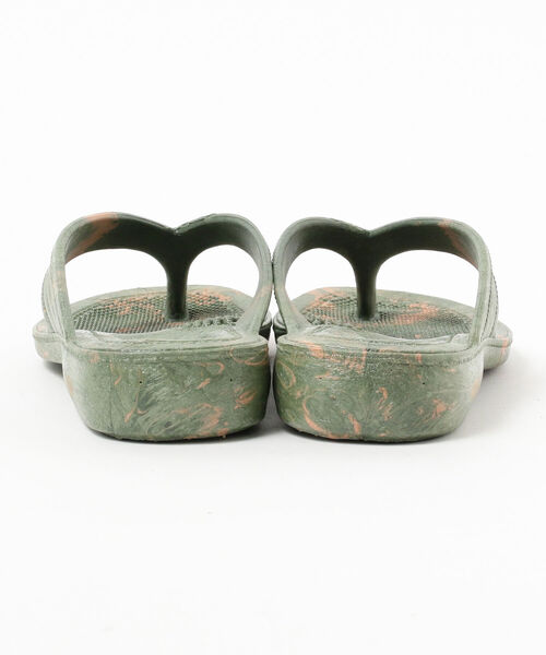 B:MING by BEAMS（ビーミングバイビームス）の「Pearl × B:MING by BEAMS / 別注 GYOSAN マーブル ＜MENS＞（サンダル・メンズ・ブラック/グリーン系その他5・27cm(LL)/28cm(3L)/26cm(L)）」の8枚目の写真