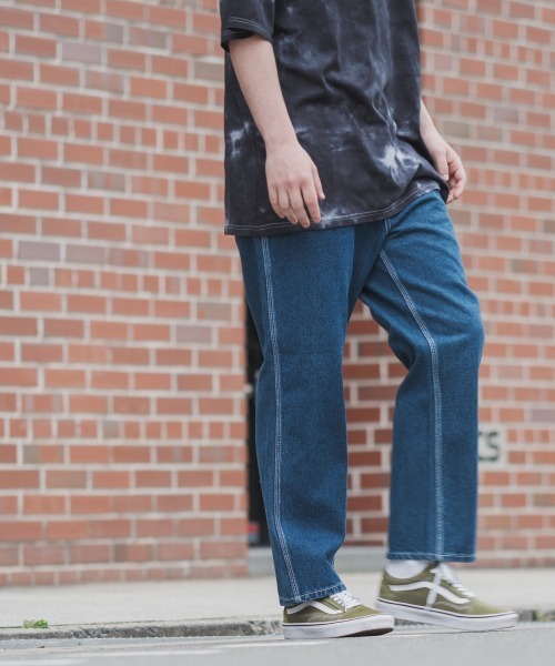 SIDEWAY STANCE（サイドウェイスタンス）の「【SIDEWAY STANCE】ワイド テーパード デニムパンツ（デニムパンツ・メンズ・ブルー・MEDIUM/LARGE）」の2枚目の写真