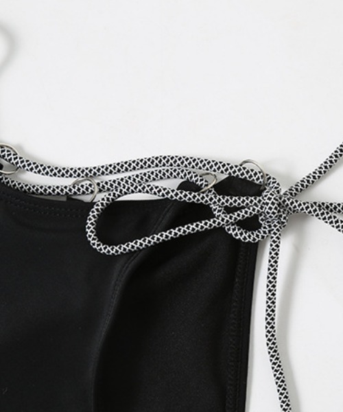 Jasmine Grandiflorum（ジャスミングランディフローラム）の「サイド開きウエスト紐ビキニ（水着・レディース・ブラック・SMALL/MEDIUM/LARGE）」の8枚目の写真