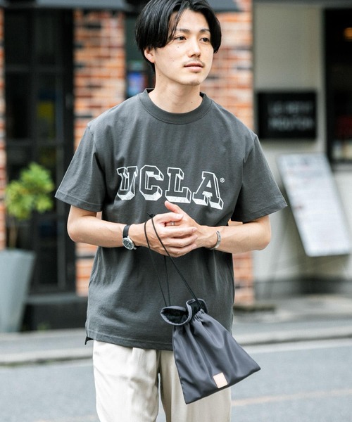 UCLA（ユーシーエルエー）の「UCLA ロゴプリントTシャツ（Tシャツ/カットソー・メンズ・ホワイト/ブラック/パープル・LARGE/MEDIUM）」の4枚目の写真