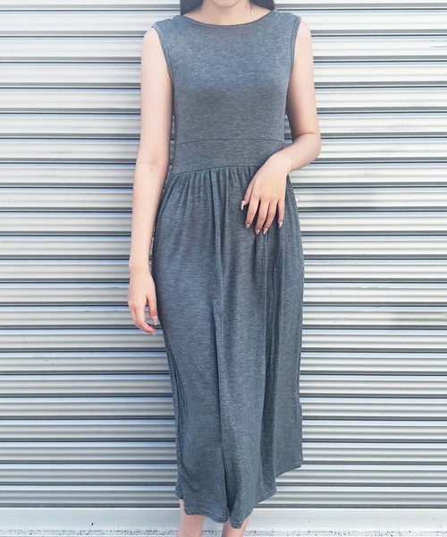 shopnikoniko(ショップニコニコ)の「ノースリーブ ロングワンピース(ワンピース・レディース・レッド/ライトグレー/ダークグレー/ブラック・フリー)」の4枚目の写真