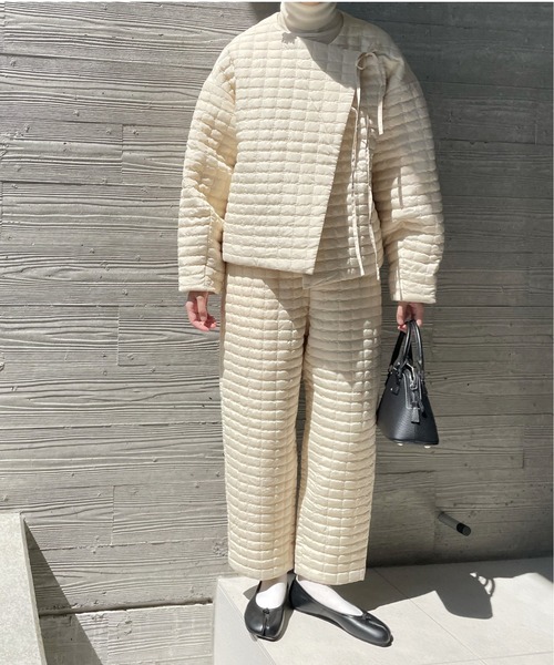 PERNA(ペルナ)の「キルティングジャケット(セットアップ対応)(ノーカラージャケット・レディース・ブラック/アイボリー/ブラウン・FREE)」の17枚目の写真