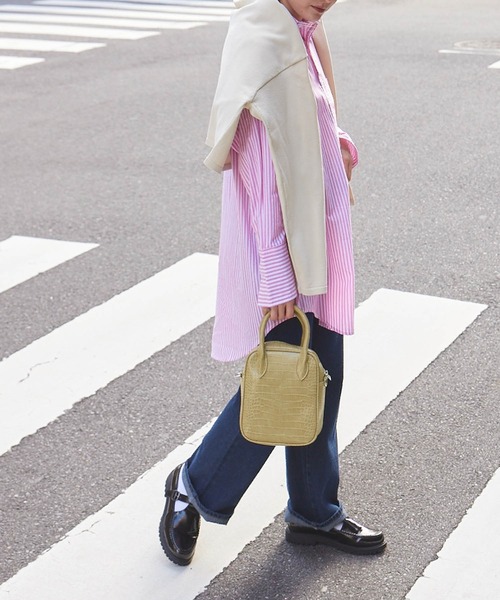 forksy.(フォルクシー)の「【forksy.】スクエアボストンショルダーバッグ(ショルダーバッグ・レディース・ブラック/ダークブラウン/パープル/ブラウン/ホワイト系その他/ブラック系その他/グリーン系その他・FREE)」の7枚目の写真