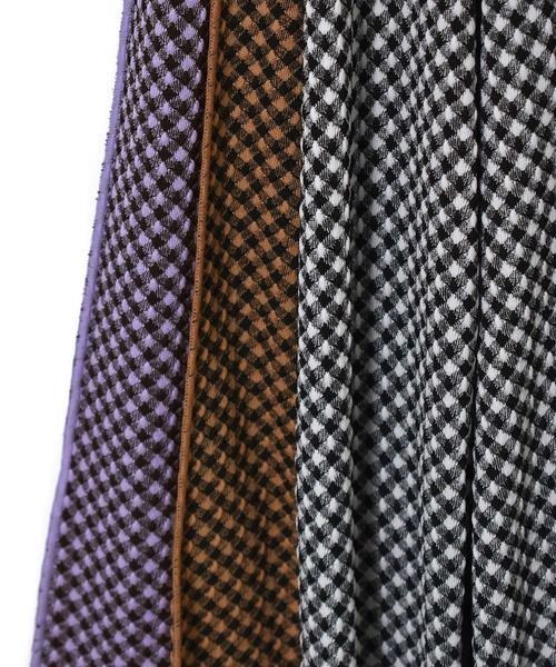 w closet（ダブルクローゼット）の「チェック柄ジャガードハイネック（Tシャツ/カットソー・レディース・パープル/オフホワイト/ブラウン系その他・FREE）」の4枚目の写真