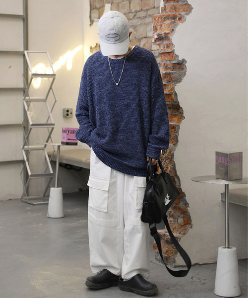 neos（ネオス）の「【neos -addictive design-】ビッグシルエット ドルマン ラーベン編み クルーネック ニット セーター（ニット/セーター・メンズ・ブラック/グレー/ベージュ/カーキ/ネイビー/ピンク/ホワイト/ブラウン/ブルー系その他・MEDIUM/LARGE）」の11枚目の写真