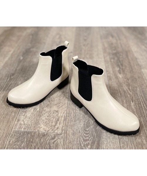 Mafmof（マフモフ）の「Mafmof(マフモフ) 雨晴れ兼用♪防水タンクソールサイドゴア ブーツ（ブーツ・レディース・ブラック系その他/ブラック/ダークブラウン/カーキ/ホワイト・S/M/L/LL）」の2枚目の写真