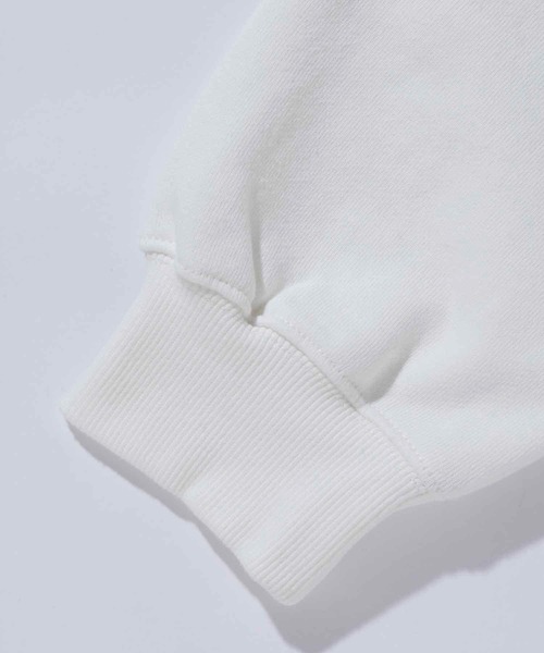 XLARGE（エクストララージ）の「HOLIDAY CREWNECK SWEAT（スウェット・メンズ・ホワイト/ブルー/ブラック・XL/M/L/S）」の4枚目の写真