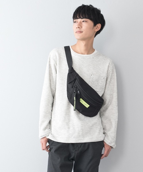 BEN DAVIS（ベンデイビス）の「【BEN DAVIS/ベンデイビス】普段遣い抜群なヘビロテデザイン ワンポイントブランドロゴ入り ユニセックスデザイン ブランドネームリボン付き ウエストバッグ（ボディバッグ/ウエストポーチ・メンズ・レッド/イエロー/ブラック/ピンク/パープル/レッド系その他/グリーン/ライトピンク・FREE）」の5枚目の写真