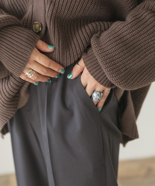 ITEMS URBANRESEARCH（アイテムズ アーバンリサーチ）の「ストレートタックパンツ（その他パンツ・レディース・ネイビー/グレー系その他/ブラウン・FREE）」の11枚目の写真