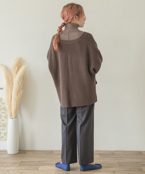 ITEMS URBANRESEARCH（アイテムズ アーバンリサーチ）の「ストレートタックパンツ（その他パンツ・レディース・ネイビー/グレー系その他/ブラウン・FREE）」の18枚目の写真